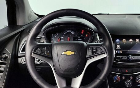 Chevrolet Trax, 2021 год, 1 348 000 рублей, 5 фотография