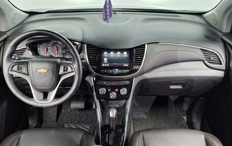 Chevrolet Trax, 2021 год, 1 348 000 рублей, 6 фотография
