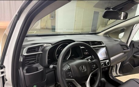 Honda Fit III, 2020 год, 1 600 000 рублей, 6 фотография