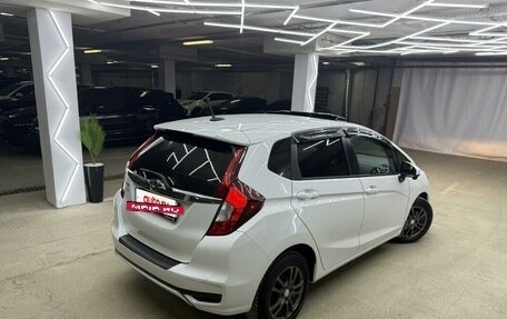 Honda Fit III, 2020 год, 1 600 000 рублей, 5 фотография