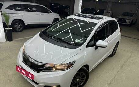 Honda Fit III, 2020 год, 1 600 000 рублей, 4 фотография