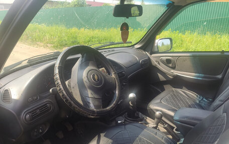 Chevrolet Niva I рестайлинг, 2011 год, 530 000 рублей, 4 фотография