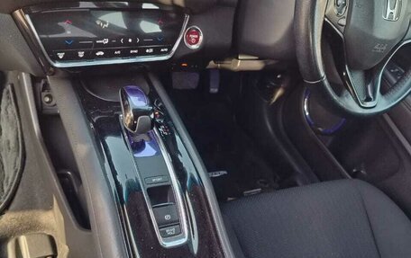 Honda Vezel, 2016 год, 1 610 000 рублей, 2 фотография