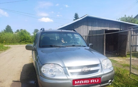 Chevrolet Niva I рестайлинг, 2011 год, 530 000 рублей, 7 фотография