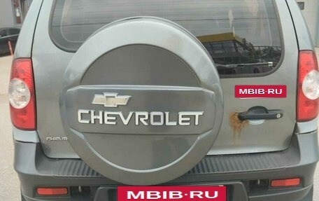Chevrolet Niva I рестайлинг, 2012 год, 515 000 рублей, 4 фотография
