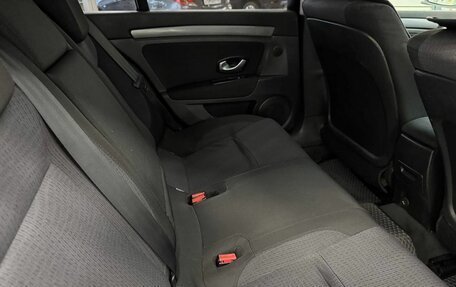 Renault Laguna III рестайлинг, 2009 год, 648 000 рублей, 14 фотография