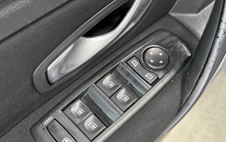 Renault Laguna III рестайлинг, 2009 год, 648 000 рублей, 17 фотография