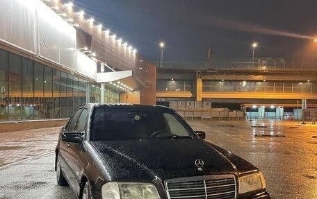 Mercedes-Benz C-Класс, 1998 год, 350 000 рублей, 1 фотография