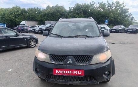 Mitsubishi Outlander III рестайлинг 3, 2007 год, 520 000 рублей, 2 фотография
