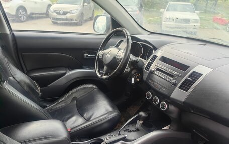 Mitsubishi Outlander III рестайлинг 3, 2007 год, 520 000 рублей, 12 фотография