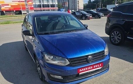 Volkswagen Polo VI (EU Market), 2017 год, 950 000 рублей, 5 фотография