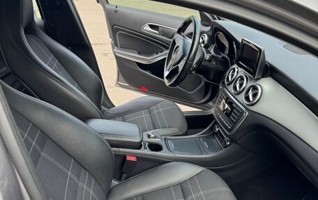 Mercedes-Benz GLA, 2015 год, 1 900 000 рублей, 10 фотография