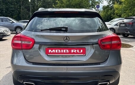 Mercedes-Benz GLA, 2015 год, 1 900 000 рублей, 4 фотография