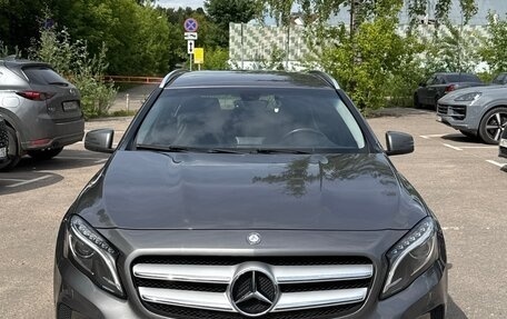 Mercedes-Benz GLA, 2015 год, 1 900 000 рублей, 2 фотография