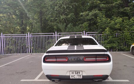 Dodge Challenger III рестайлинг 2, 2019 год, 4 100 000 рублей, 7 фотография