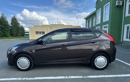 Hyundai Solaris II рестайлинг, 2015 год, 1 090 000 рублей, 8 фотография