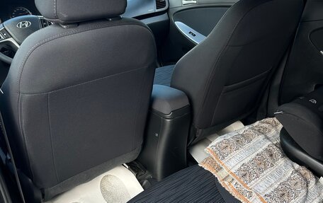 Hyundai Solaris II рестайлинг, 2015 год, 1 090 000 рублей, 9 фотография