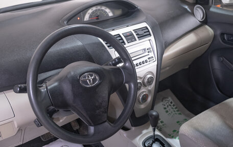 Toyota Yaris III рестайлинг, 2008 год, 699 000 рублей, 9 фотография