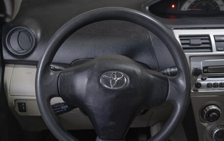 Toyota Yaris III рестайлинг, 2008 год, 699 000 рублей, 11 фотография