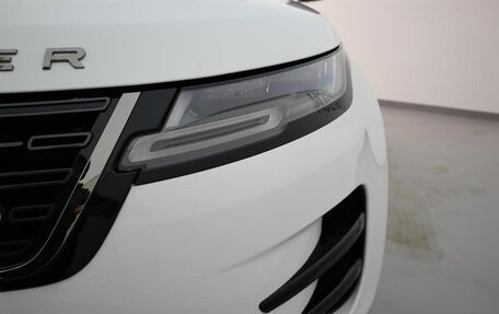 Land Rover Range Rover Evoque II, 2025 год, 6 850 000 рублей, 8 фотография