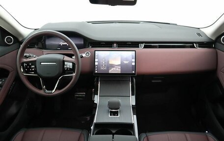 Land Rover Range Rover Evoque II, 2025 год, 6 850 000 рублей, 10 фотография