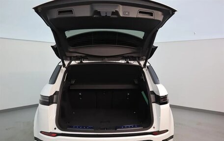 Land Rover Range Rover Evoque II, 2025 год, 6 850 000 рублей, 9 фотография