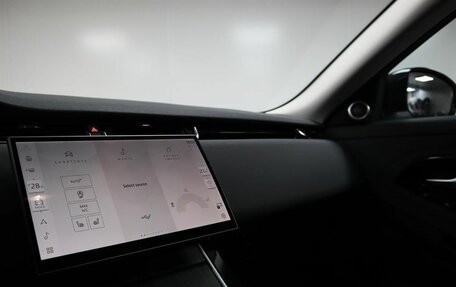 Land Rover Range Rover Evoque II, 2025 год, 6 850 000 рублей, 18 фотография