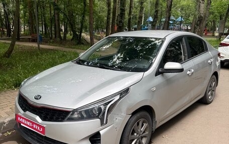 KIA Rio IV, 2020 год, 1 700 000 рублей, 2 фотография