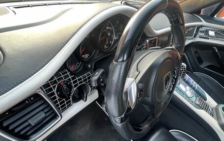 Porsche Panamera II рестайлинг, 2010 год, 3 050 000 рублей, 28 фотография