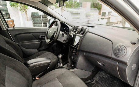 Renault Logan II, 2017 год, 638 000 рублей, 13 фотография