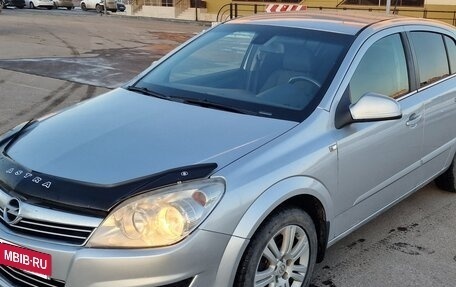 Opel Astra H, 2011 год, 575 000 рублей, 2 фотография