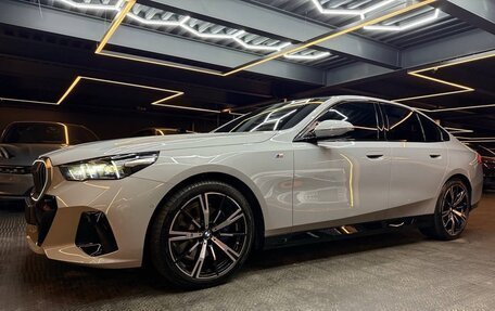 BMW 5 серия, 2024 год, 9 000 000 рублей, 7 фотография