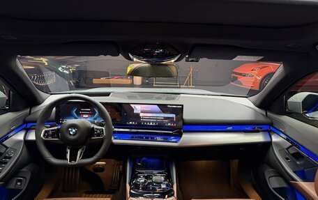 BMW 5 серия, 2024 год, 9 000 000 рублей, 17 фотография