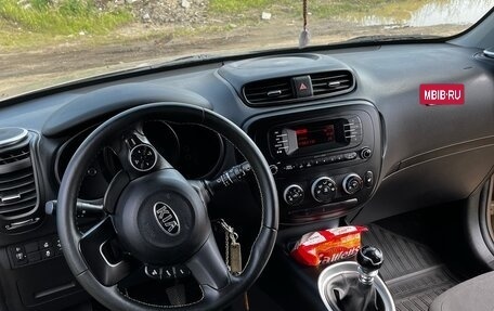 KIA Soul II рестайлинг, 2014 год, 1 250 000 рублей, 15 фотография