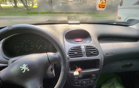 Peugeot 206, 2001 год, 120 000 рублей, 5 фотография