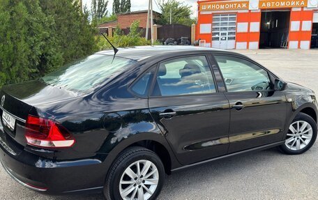 Volkswagen Polo VI (EU Market), 2015 год, 965 000 рублей, 11 фотография