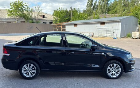 Volkswagen Polo VI (EU Market), 2015 год, 965 000 рублей, 21 фотография
