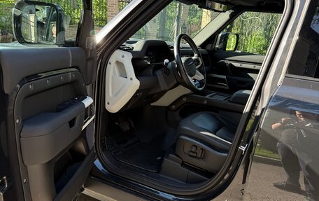 Land Rover Defender II, 2021 год, 5 500 000 рублей, 7 фотография