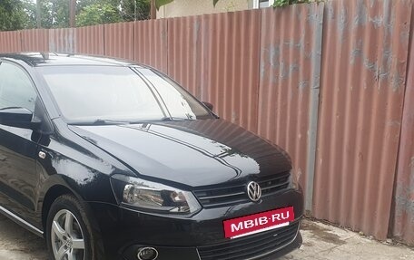 Volkswagen Polo VI (EU Market), 2013 год, 600 000 рублей, 2 фотография
