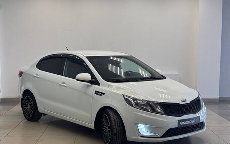 KIA Rio III рестайлинг, 2013 год, 735 000 рублей, 3 фотография