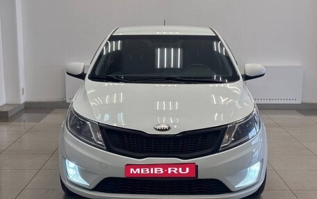 KIA Rio III рестайлинг, 2013 год, 735 000 рублей, 2 фотография