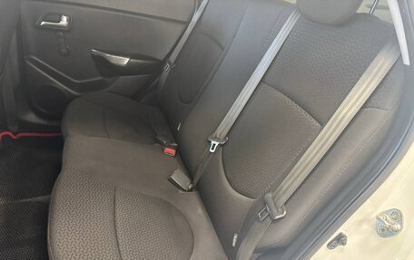 KIA Rio III рестайлинг, 2013 год, 735 000 рублей, 21 фотография
