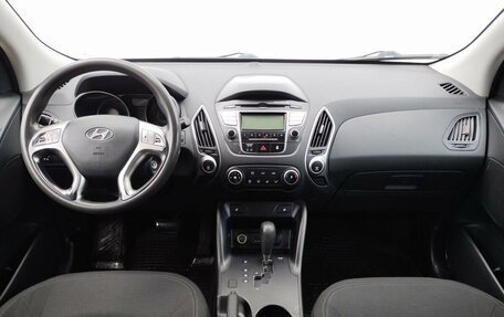 Hyundai ix35 I рестайлинг, 2011 год, 1 039 000 рублей, 12 фотография