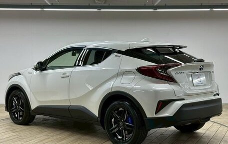 Toyota C-HR I рестайлинг, 2019 год, 2 200 055 рублей, 4 фотография