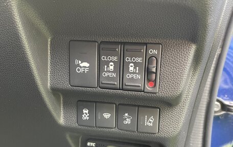 Honda Freed II, 2017 год, 1 550 000 рублей, 6 фотография
