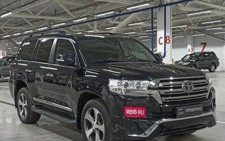 Toyota Land Cruiser 200, 2015 год, 5 350 000 рублей, 3 фотография