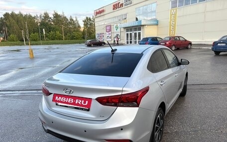 Hyundai Solaris II рестайлинг, 2018 год, 1 250 000 рублей, 5 фотография