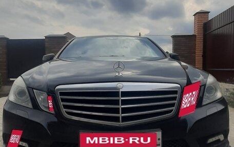 Mercedes-Benz E-Класс, 2010 год, 1 500 000 рублей, 2 фотография