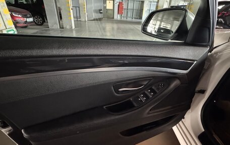 BMW 5 серия, 2013 год, 1 550 000 рублей, 10 фотография