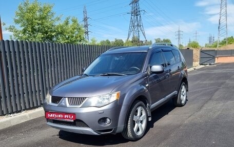 Mitsubishi Outlander III рестайлинг 3, 2008 год, 1 110 000 рублей, 2 фотография